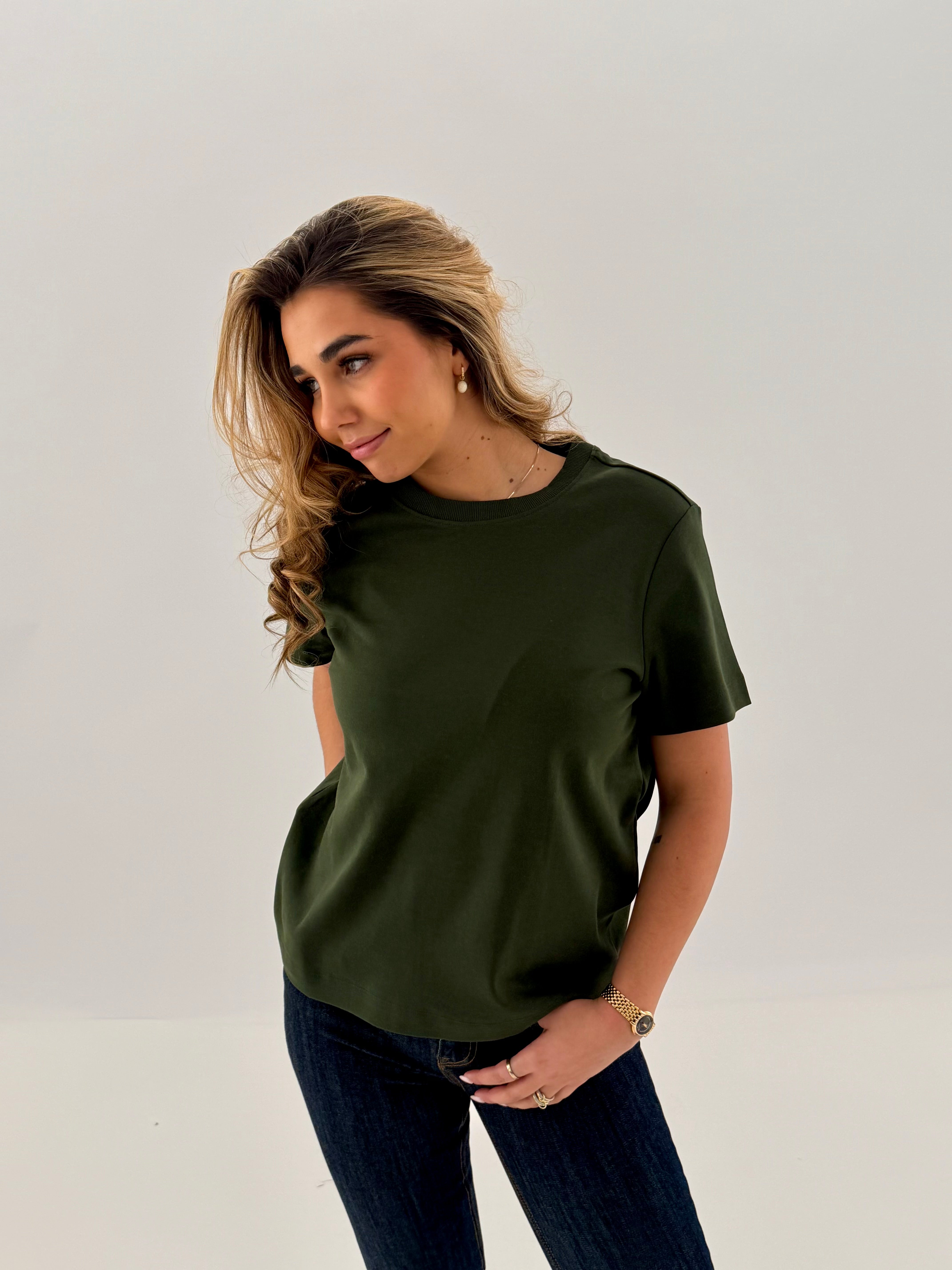 AWNAIMA T-Shirt - Duffel Bag